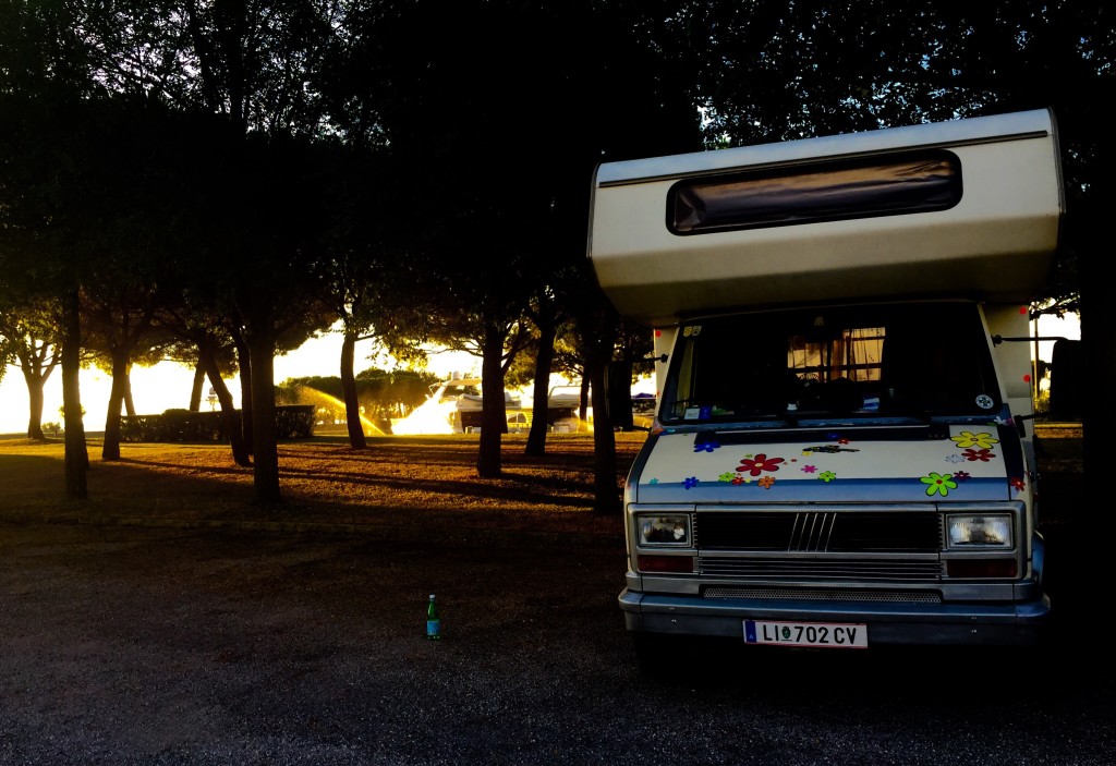 sonnenaufgang-italien-caravan-detlefs-annemarie-Aprillia-Maritima-Punta-Gabiani